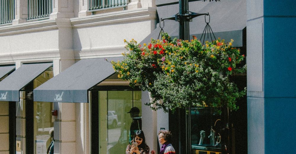 Boutiques - Street with Boutiques